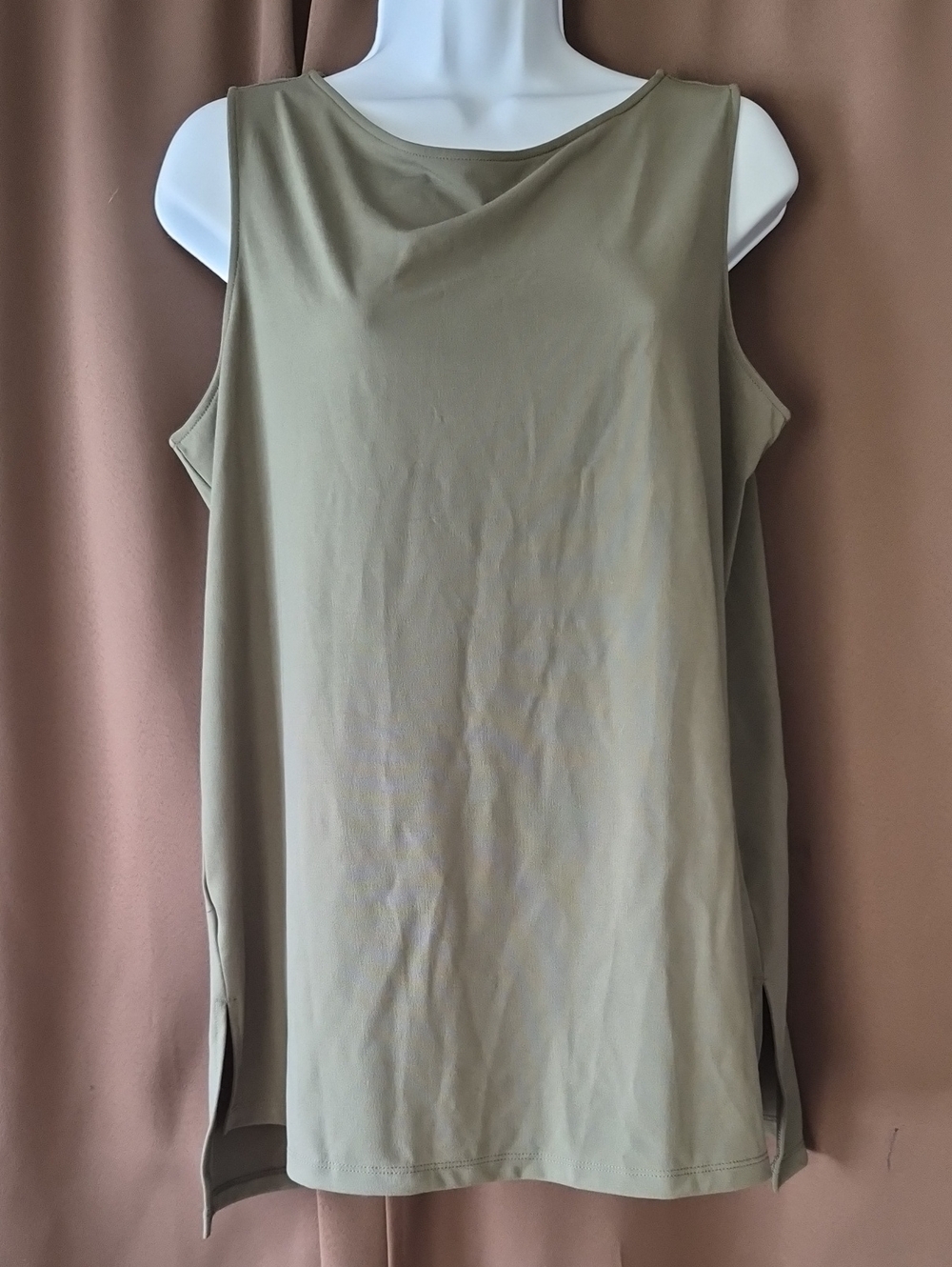 Chicos Olive Sleeveless Women's Tunic Top NWT 8/10 New